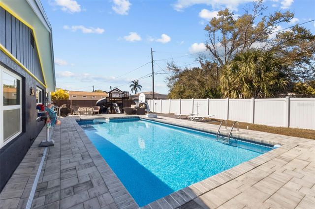 3340 SUNSET BEACH DRIVE, Venice, FL 34293