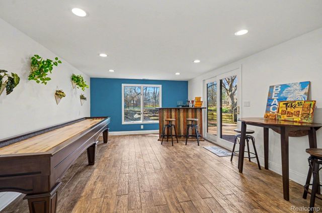 7250 Cedarcroft Lane, West Bloomfield Charter Township, MI 48322