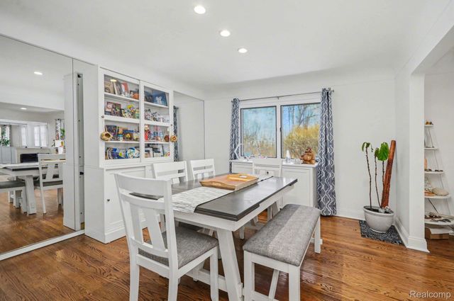 7250 Cedarcroft Lane, West Bloomfield Charter Township, MI 48322