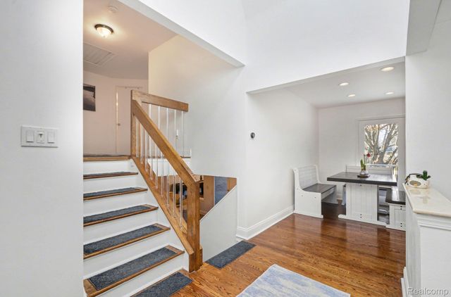 7250 Cedarcroft Lane, West Bloomfield Charter Township, MI 48322