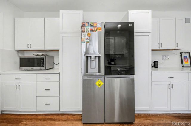 7250 Cedarcroft Lane, West Bloomfield Charter Township, MI 48322