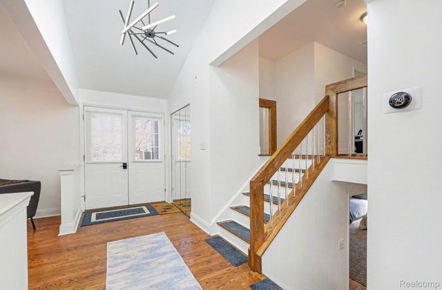 7250 Cedarcroft Lane, West Bloomfield Charter Township, MI 48322