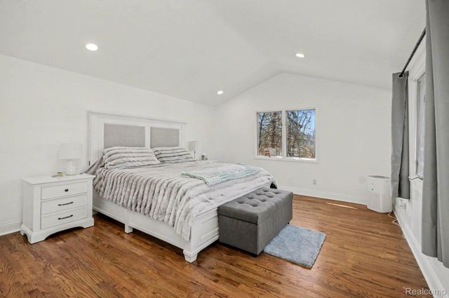 7250 Cedarcroft Lane, West Bloomfield Charter Township, MI 48322