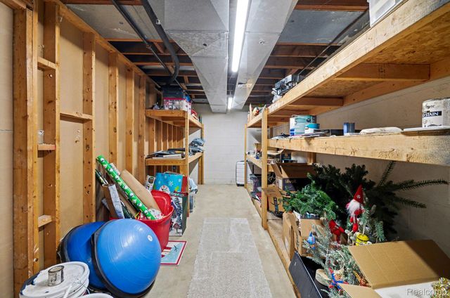 7250 Cedarcroft Lane, West Bloomfield Charter Township, MI 48322