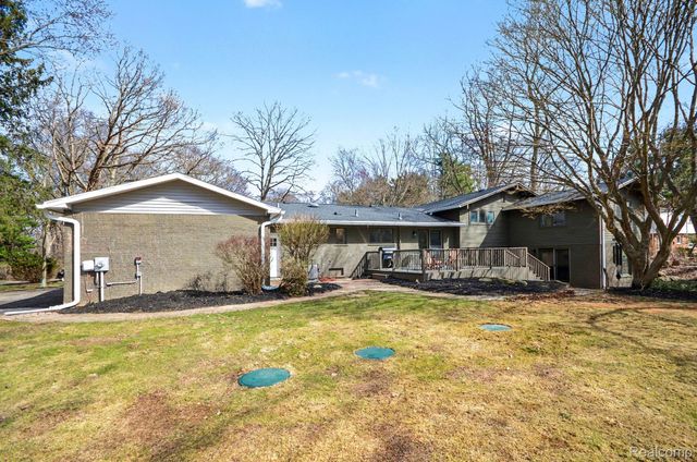 7250 Cedarcroft Lane, West Bloomfield Charter Township, MI 48322