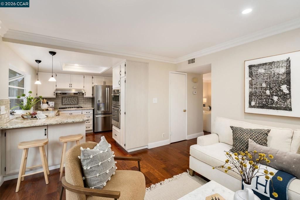 Image 13 of property listing at 182 182 Lawnview Circle, Danville, CA 94526