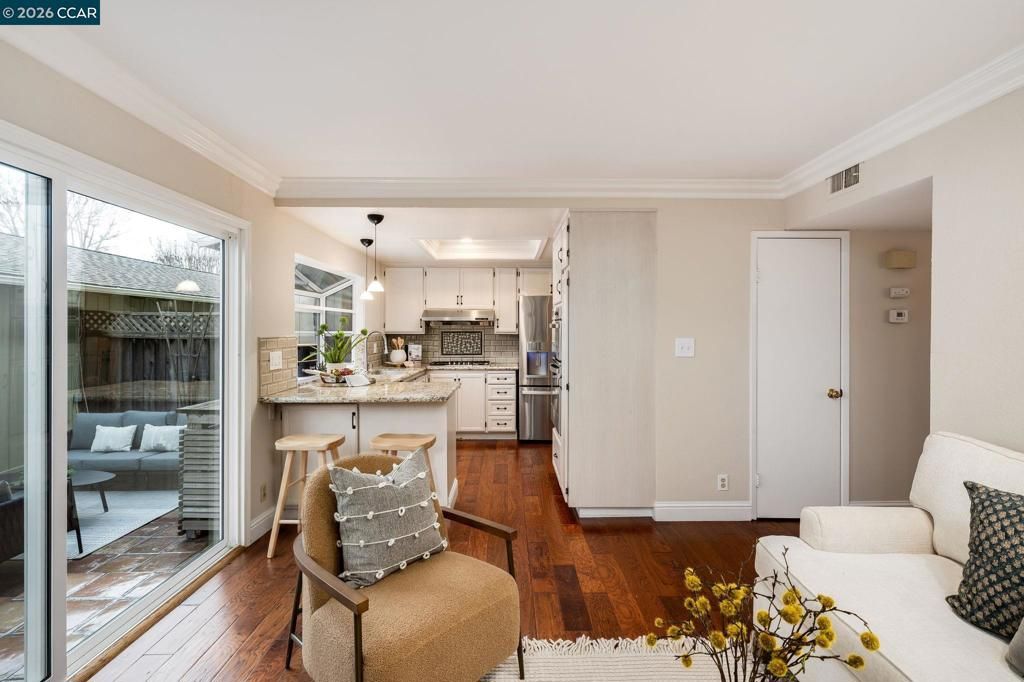 Image 14 of property listing at 182 182 Lawnview Circle, Danville, CA 94526