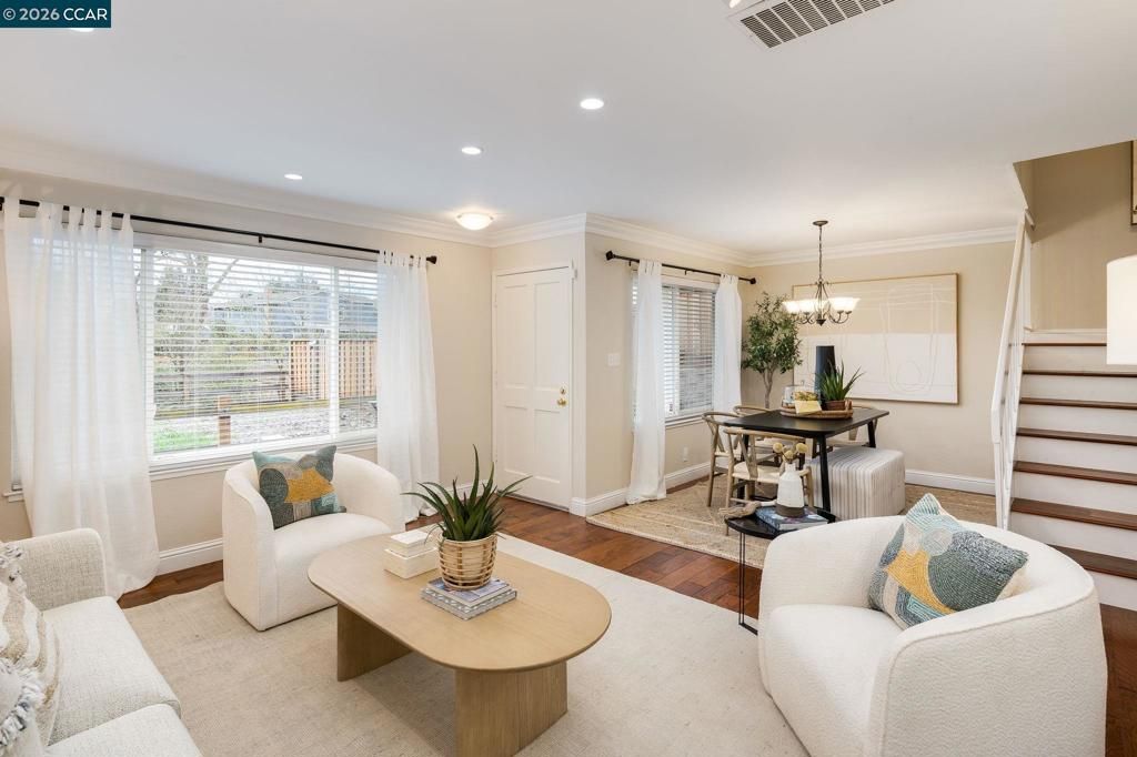 Image 7 of property listing at 182 182 Lawnview Circle, Danville, CA 94526