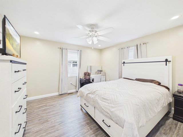 625 S 9th St, Ironton, OH 45638