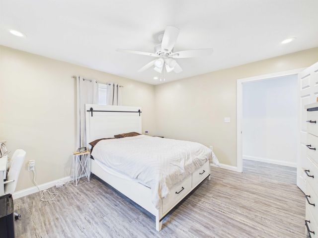 625 S 9th St, Ironton, OH 45638