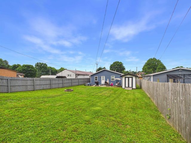 625 S 9th St, Ironton, OH 45638