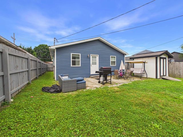 625 S 9th St, Ironton, OH 45638