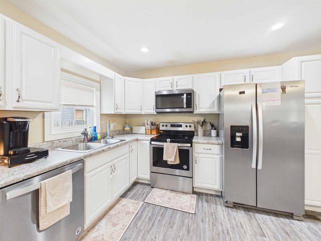 625 S 9th St, Ironton, OH 45638