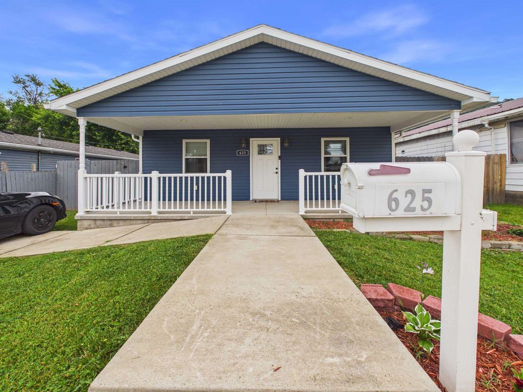 625 S 9th St, Ironton, OH 45638