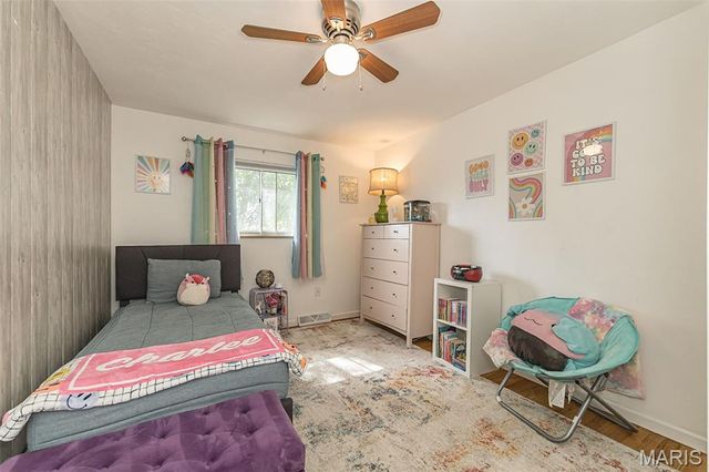 7032 Lansdowne Avenue, St Louis, MO 63109