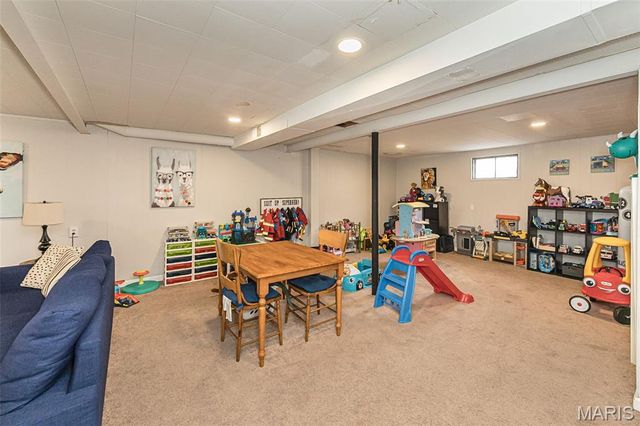 7032 Lansdowne Avenue, St Louis, MO 63109