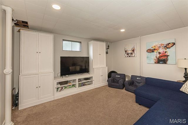 7032 Lansdowne Avenue, St Louis, MO 63109