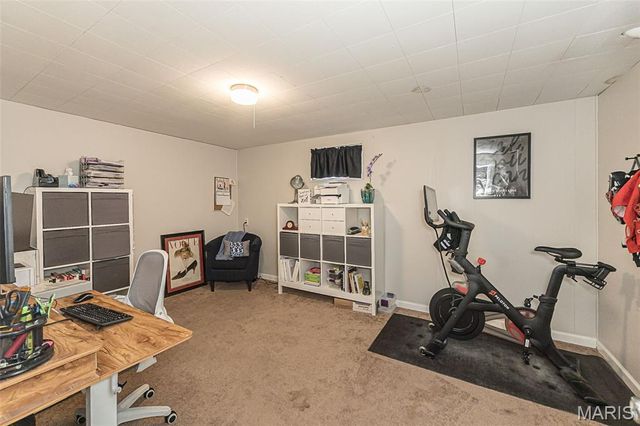 7032 Lansdowne Avenue, St Louis, MO 63109