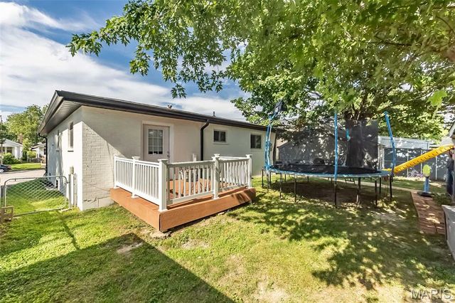 7032 Lansdowne Avenue, St Louis, MO 63109
