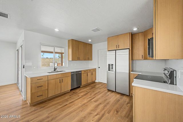 3508 E LARKSPUR Drive, Phoenix, AZ 85032