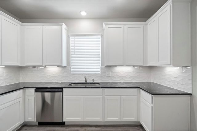 27126 Peaceful Cove Drive, Katy, TX 77493