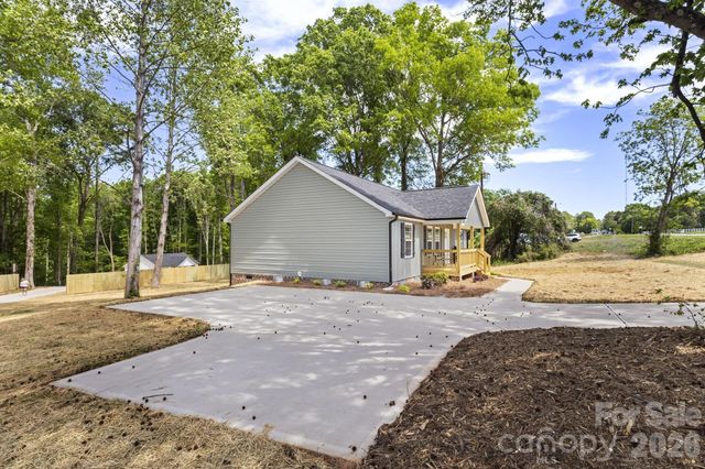 320 Sharon Road, York, SC 29745