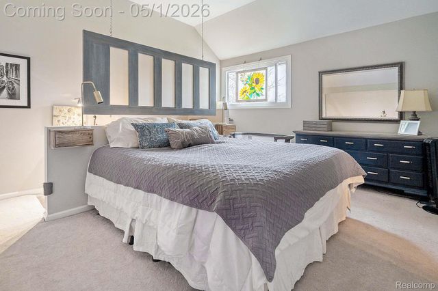 2798 Davison Avenue, Auburn Hills, MI 48326