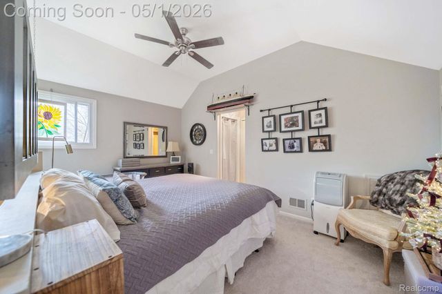 2798 Davison Avenue, Auburn Hills, MI 48326