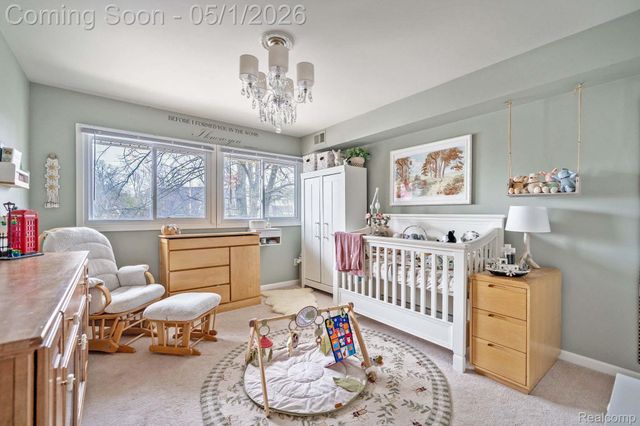 2798 Davison Avenue, Auburn Hills, MI 48326