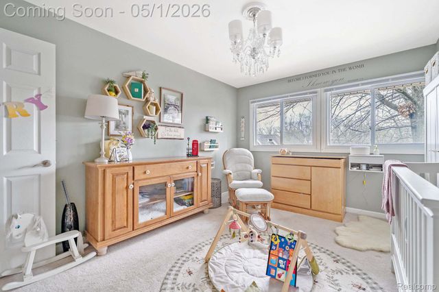 2798 Davison Avenue, Auburn Hills, MI 48326