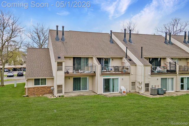 2798 Davison Avenue, Auburn Hills, MI 48326