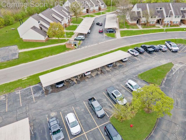 2798 Davison Avenue, Auburn Hills, MI 48326