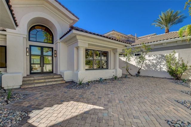 1900 Glenview Drive, Las Vegas, NV 89134