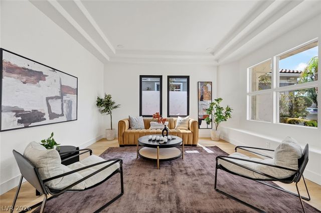 1900 Glenview Drive, Las Vegas, NV 89134