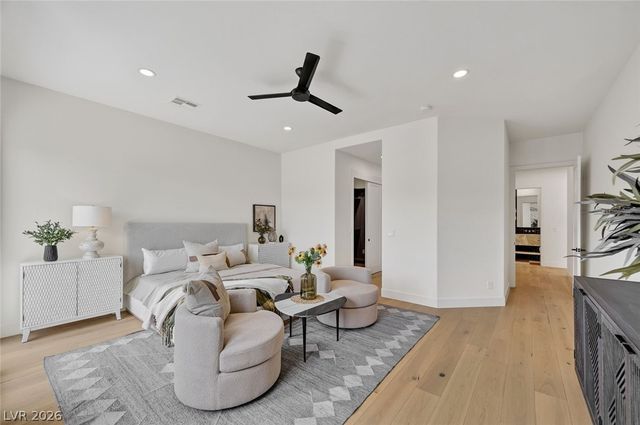 1900 Glenview Drive, Las Vegas, NV 89134