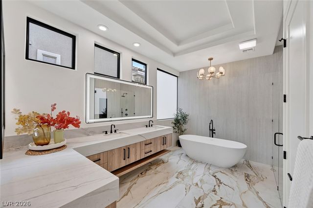 1900 Glenview Drive, Las Vegas, NV 89134