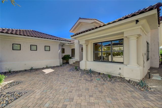 1900 Glenview Drive, Las Vegas, NV 89134