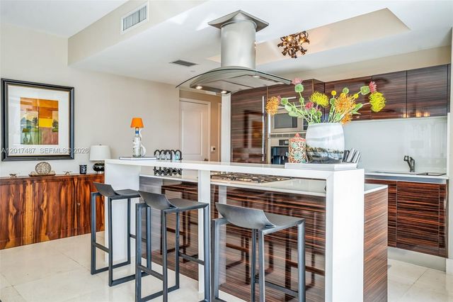 3737 Collins Avenue S403, Miami Beach, FL 33140