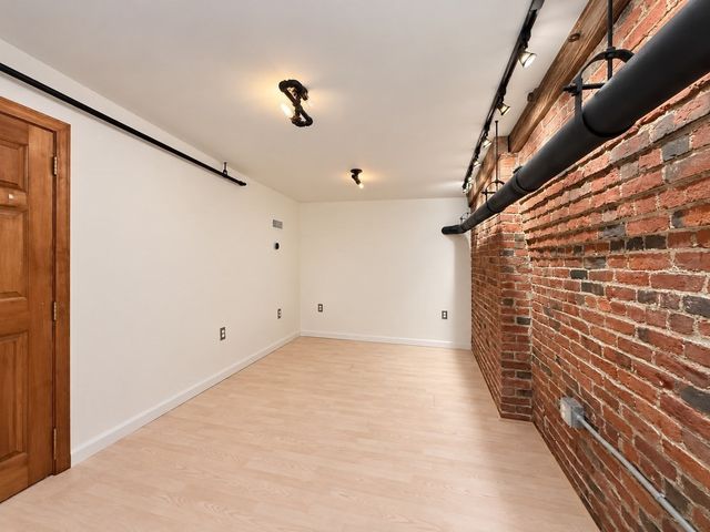 200 Market St 29A, Lowell, MA 01852