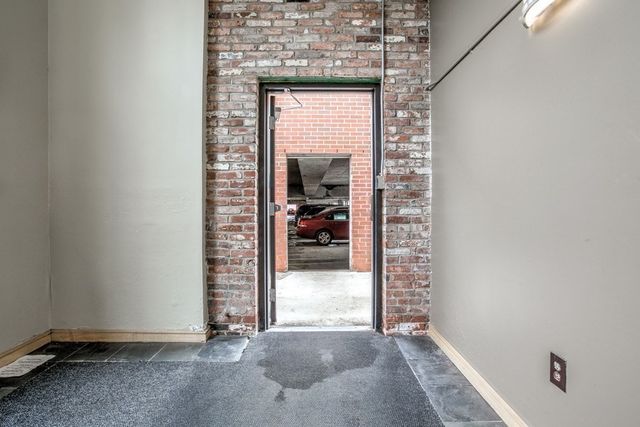 200 Market St 29A, Lowell, MA 01852