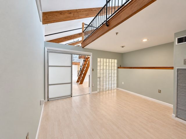 200 Market St 29A, Lowell, MA 01852