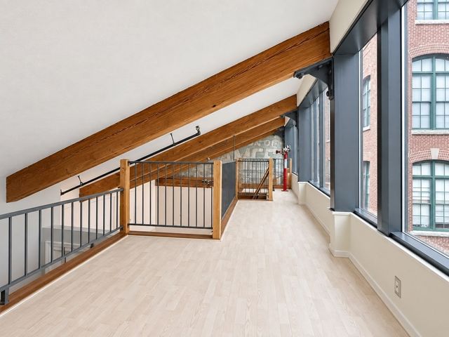 200 Market St 29A, Lowell, MA 01852