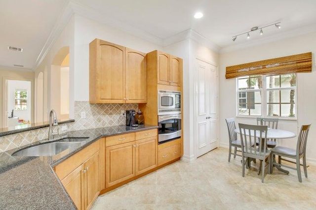 349 Chambord Terrace, Palm Beach Gardens, FL 33410