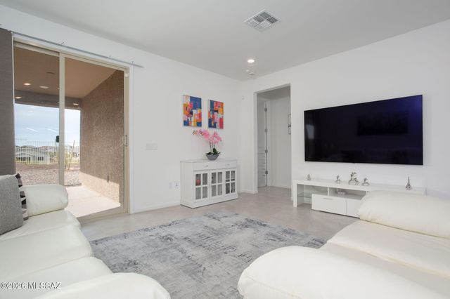 7912 S Bonanza Park Drive, Tucson, AZ 85747