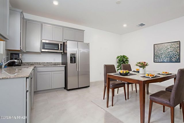 7912 S Bonanza Park Drive, Tucson, AZ 85747