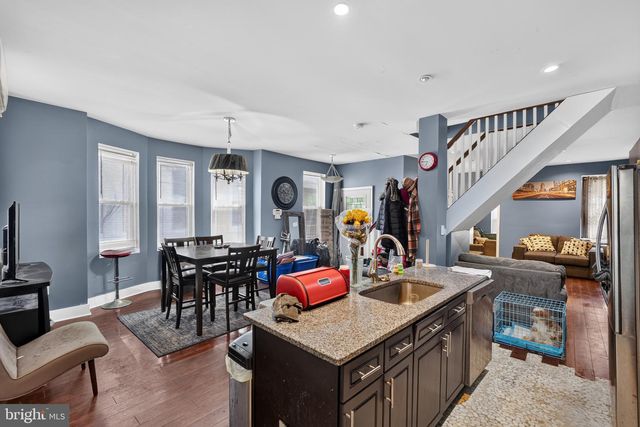 77 E LA CROSSE AVE, Lansdowne, PA 19050