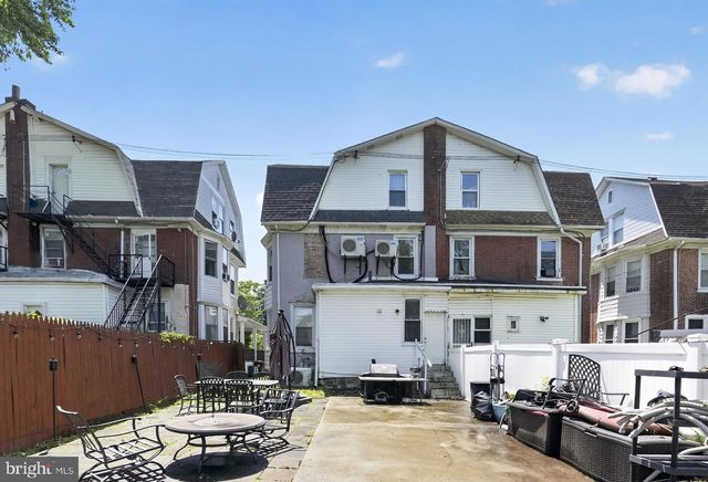 77 E LA CROSSE AVE, Lansdowne, PA 19050