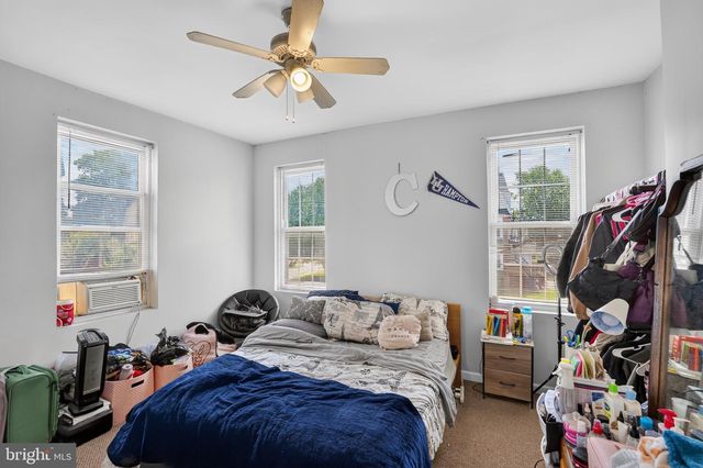 77 E LA CROSSE AVE, Lansdowne, PA 19050