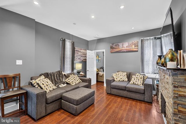 77 E LA CROSSE AVE, Lansdowne, PA 19050
