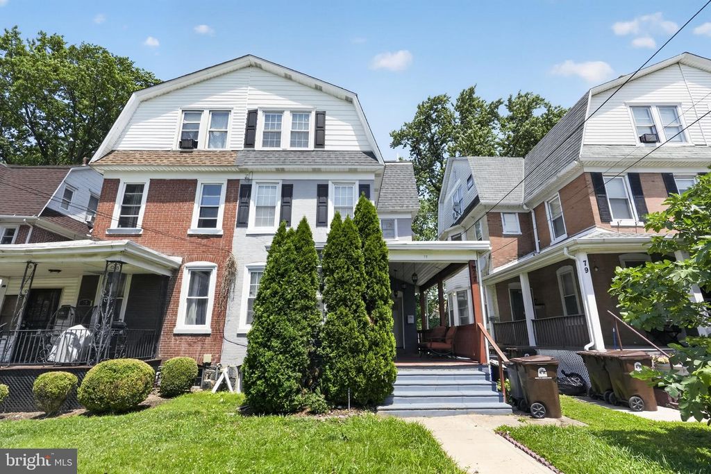77 E LA CROSSE AVE, Lansdowne, PA 19050